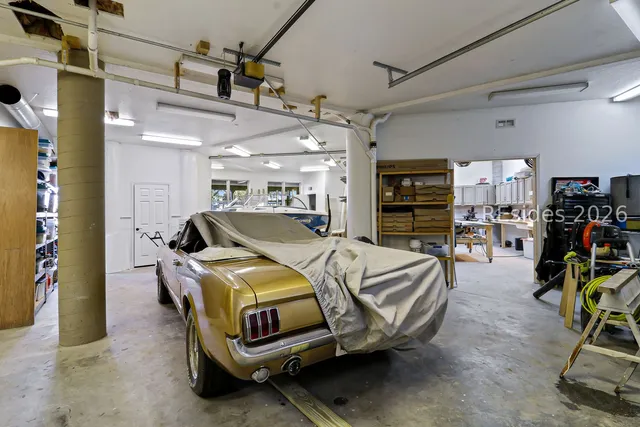 $1,095,000 | 347 Broadview Drive, Ridgeland, SC 29936