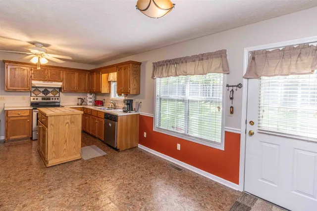 $264,900 | 262 Countrywood Drive, Selmer, TN 38375