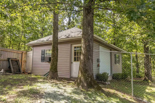 $264,900 | 262 Countrywood Drive, Selmer, TN 38375