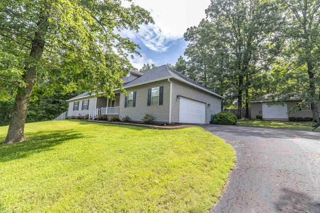 $264,900 | 262 Countrywood Drive, Selmer, TN 38375