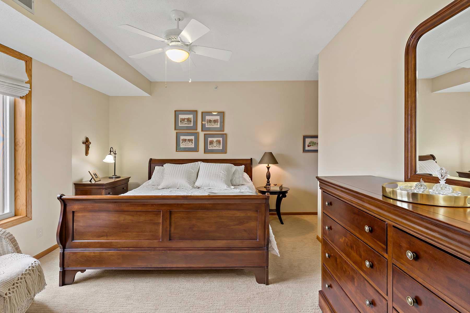 5985 Rowland Road, Unit 204 Minnetonka, MN 55343 - Photo 22 of 36