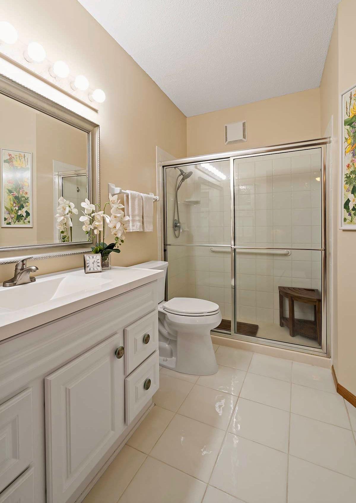 5985 Rowland Road, Unit 204 Minnetonka, MN 55343 - Photo 24 of 36