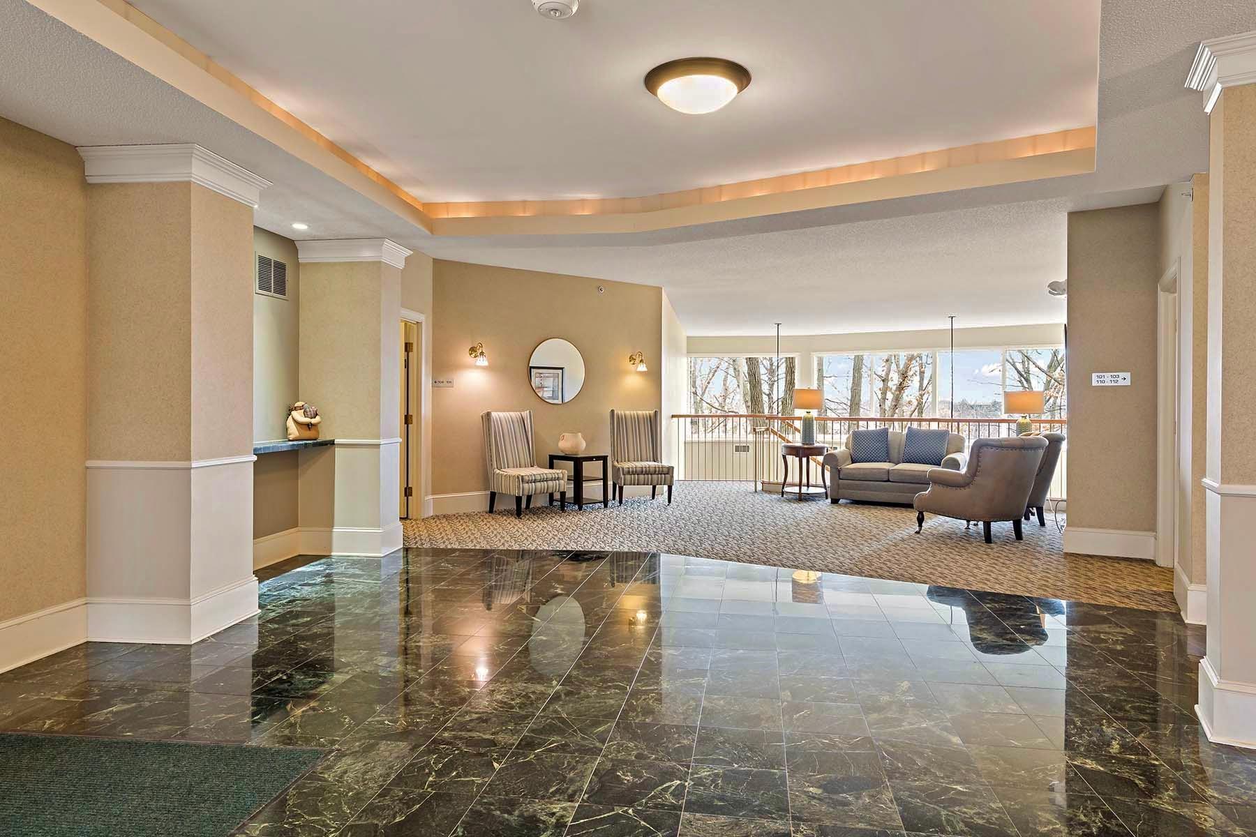 5985 Rowland Road, Unit 204 Minnetonka, MN 55343 - Photo 4 of 36