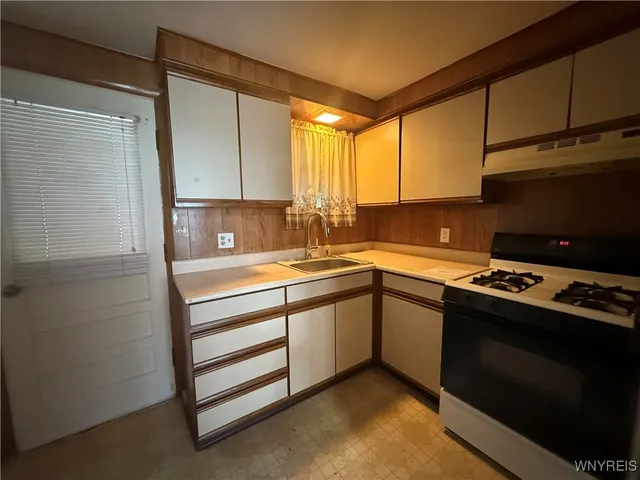 $1,600 | 246 Crisfield Avenue, Cheektowaga, NY 14206