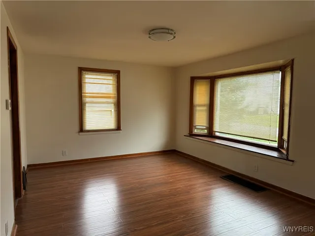 $1,600 | 246 Crisfield Avenue, Cheektowaga, NY 14206