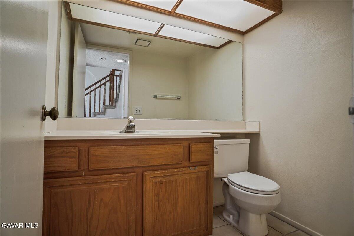 5101 Ruby Court Quartz Hill, CA 93536 - Photo 12 of 24 13-Powder
