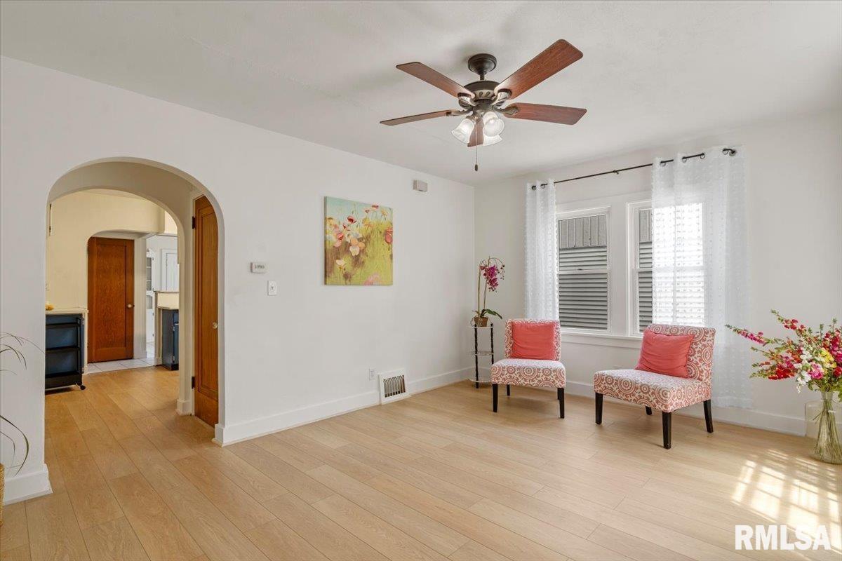 2535 South 8th Street Springfield, IL 62703 - Photo 6 of 25 Gallery Image 6