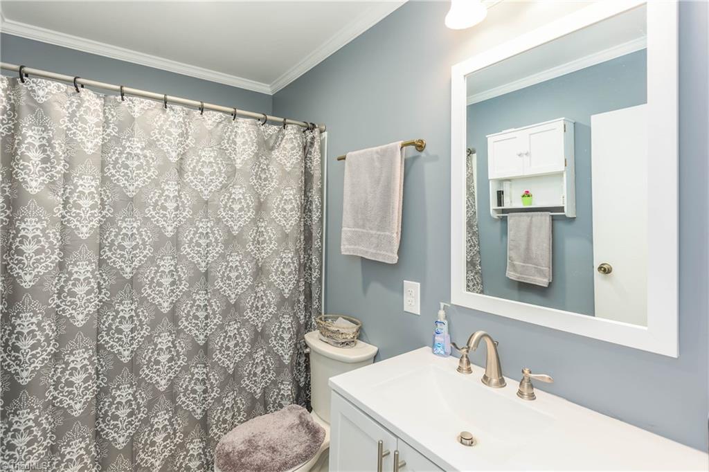 9164 County Line Road Kernersville, NC 27284 - Photo 14 of 29 Gallery Image 14