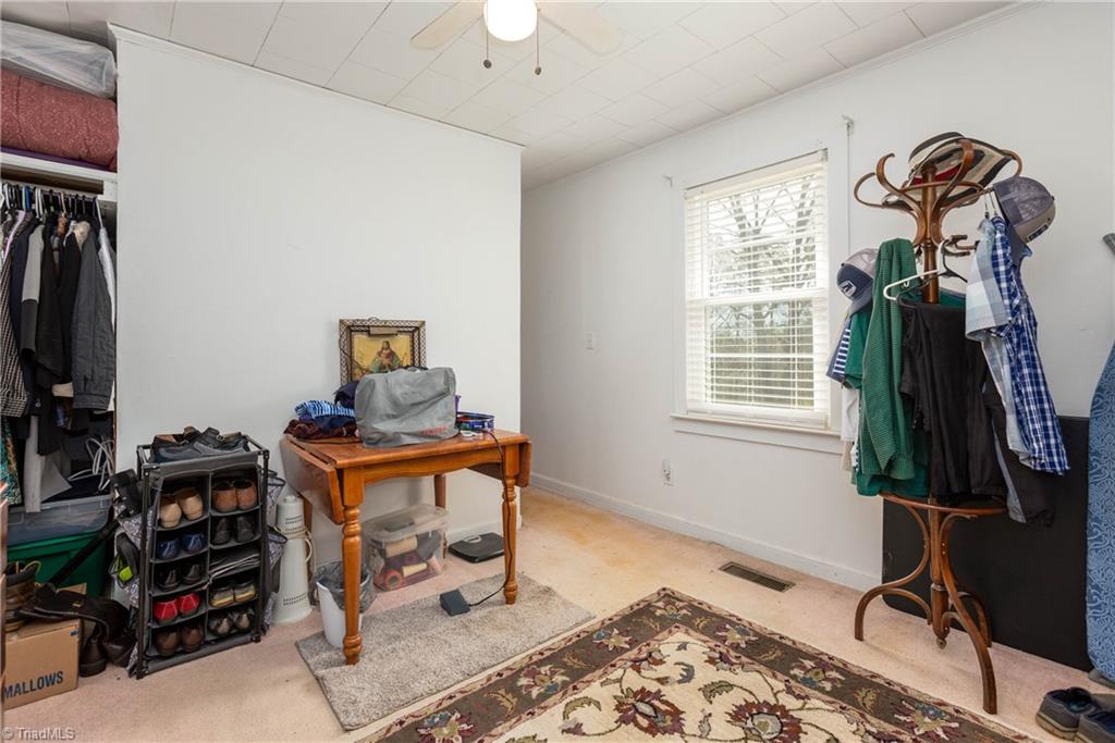 9164 County Line Road Kernersville, NC 27284 - Photo 15 of 29 Gallery Image 15