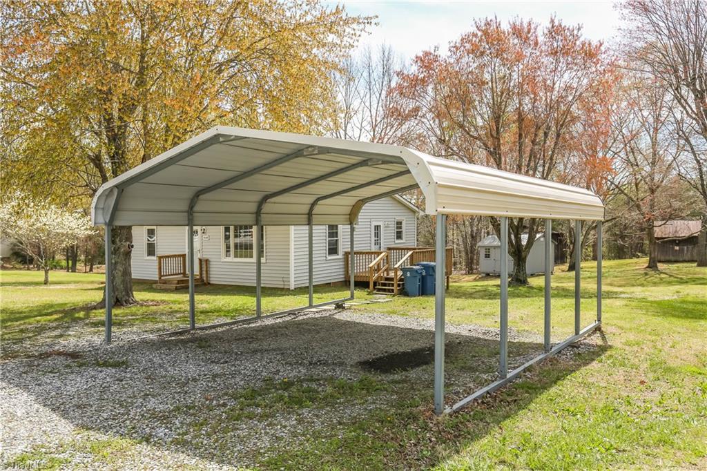 9164 County Line Road Kernersville, NC 27284 - Photo 20 of 29 Gallery Image 20