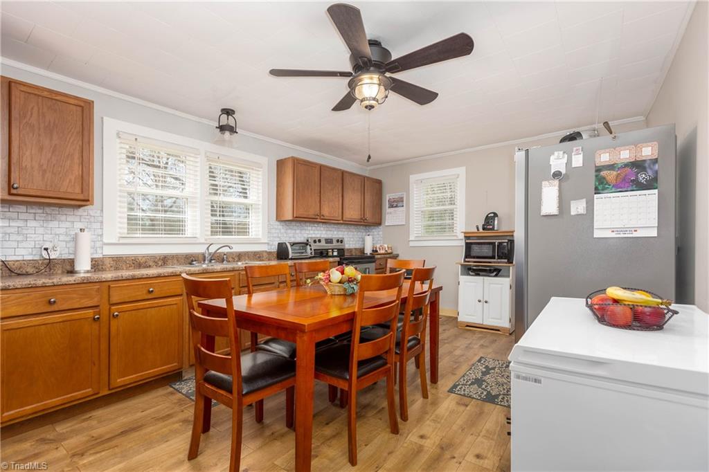 9164 County Line Road Kernersville, NC 27284 - Photo 7 of 29 Gallery Image 7