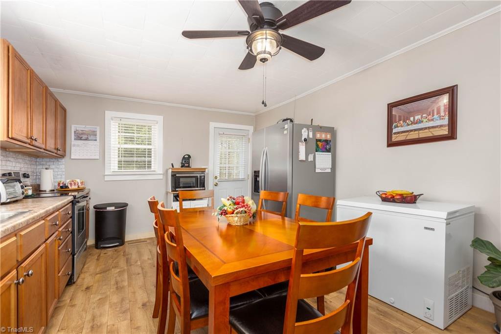9164 County Line Road Kernersville, NC 27284 - Photo 8 of 29 Gallery Image 8
