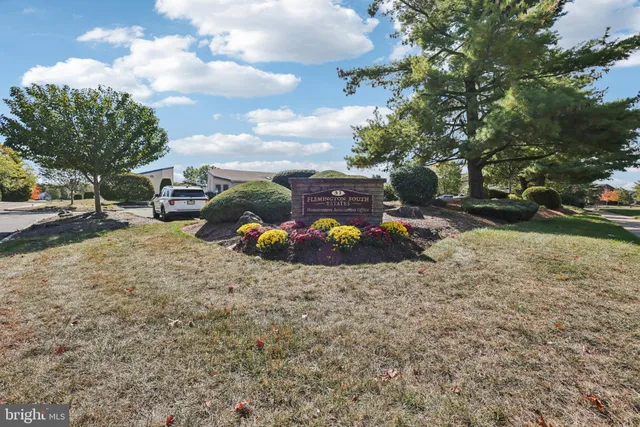 $400,000 | 43 Wellington Avenue, Flemington, NJ 08822