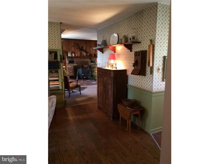 512 Twinbrook Road Perkasie, PA 18944 - Photo 3 of 17