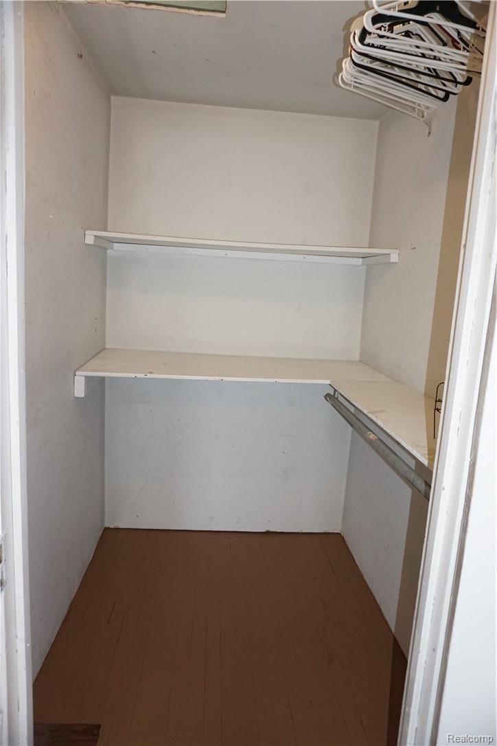 5026 State Road Fort Gratiot, MI 48059 - Photo 18 of 23 DSC00471.JPG