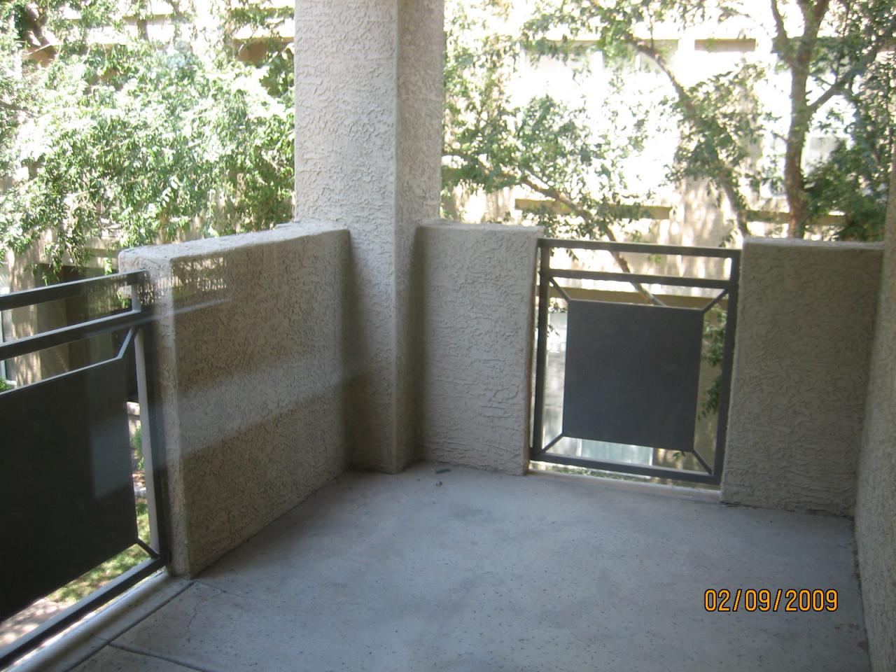 911 East Camelback Road, Unit 13 Phoenix, AZ 85014 - Photo 8 of 8 Balcony