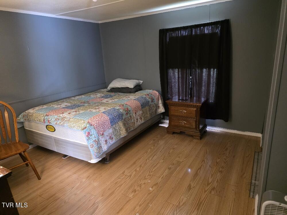 549 Peoples Road Bristol, TN 37620 - Photo 12 of 15 20260318_132225_resized