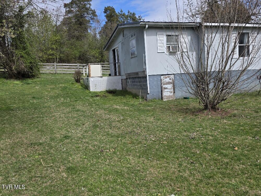 549 Peoples Road Bristol, TN 37620 - Photo 2 of 15 20260318_133509_resized