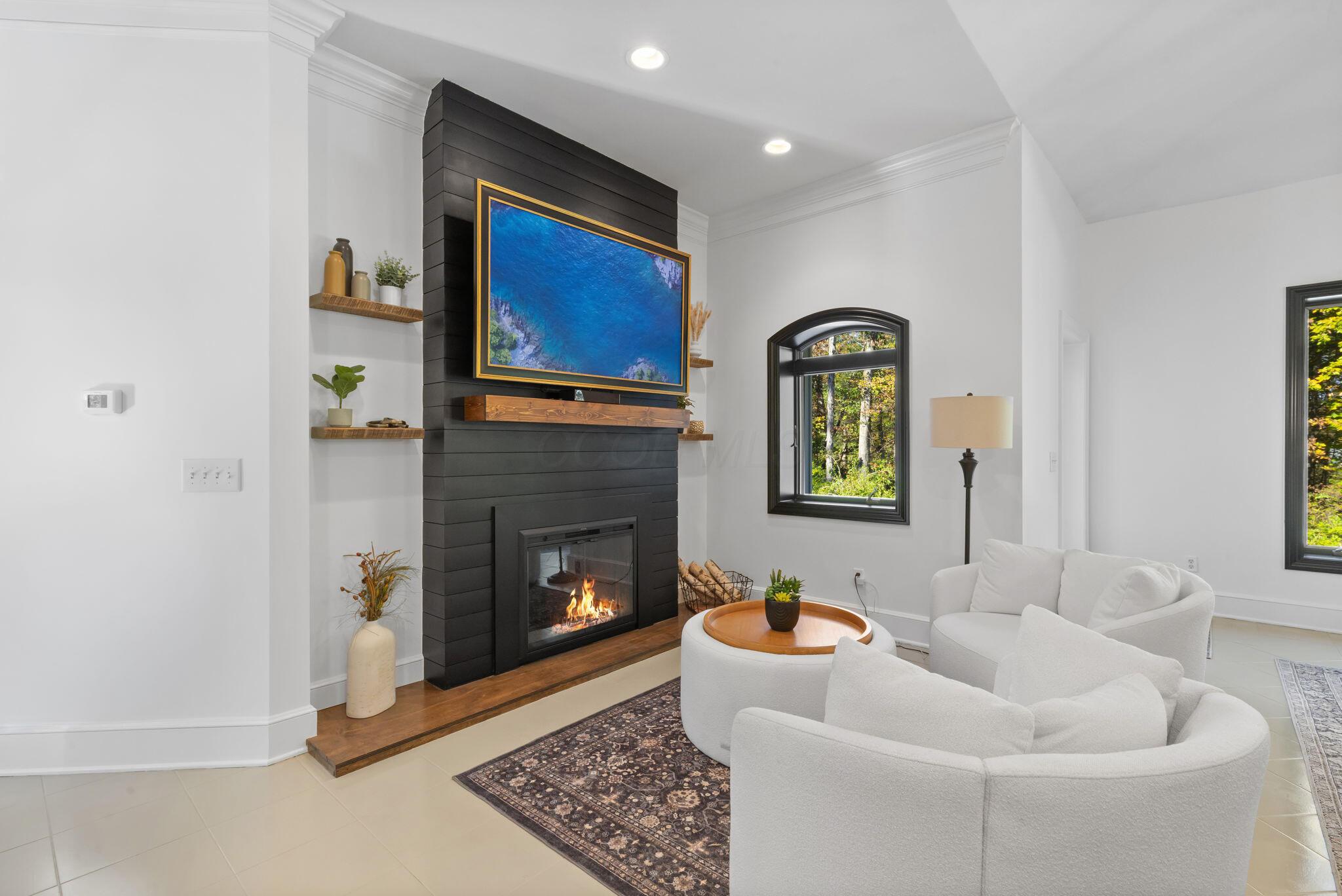 6999 Red Bank Road Galena, OH 43021 - Photo 11 of 72 Hearth Room