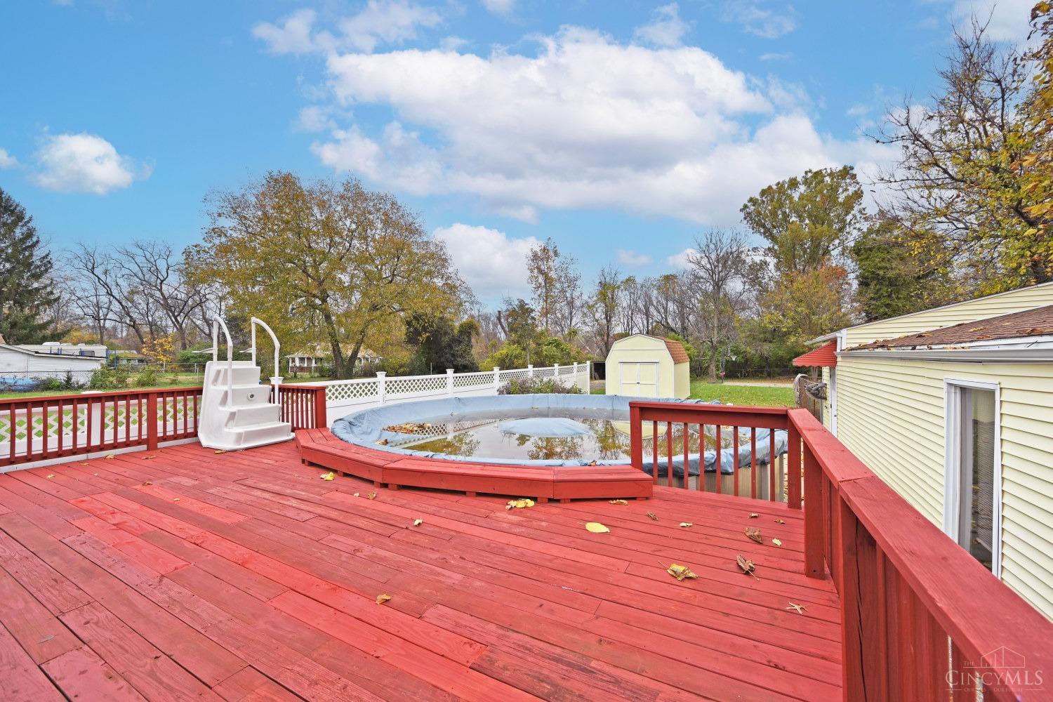 798 West Galbraith Road Cincinnati, OH 45231 - Photo 15 of 21 Gallery Image 15