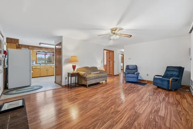 $350,000 | 158 Pleasant Street, Clinton, ME 04927