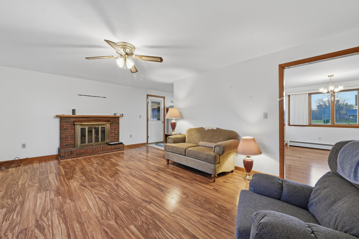 158 Pleasant Street Clinton, ME 04927 - Photo 14 of 55 158 Pleasant St Clinton-large-029-035-gr