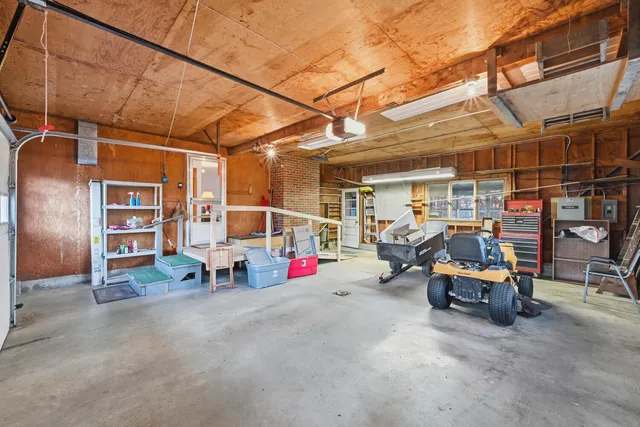 $350,000 | 158 Pleasant Street, Clinton, ME 04927