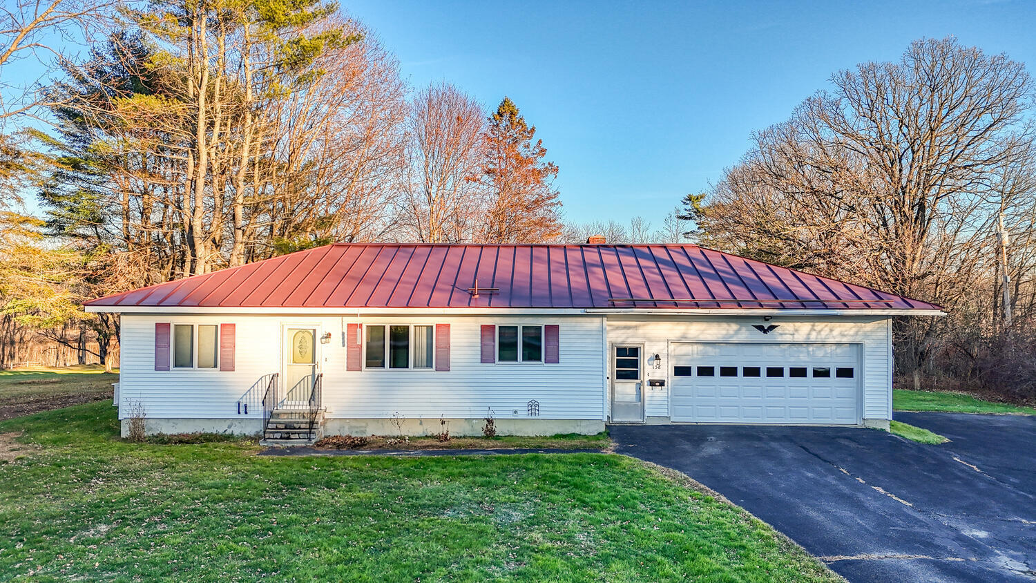 158 Pleasant Street Clinton, ME 04927 - Photo 3 of 55 158 Pleasant St Clinton-large-004-001-ae