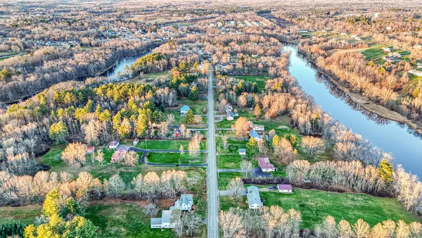 $355,000 | 158 Pleasant Street, Clinton, ME 04927