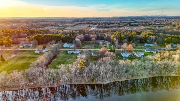 $355,000 | 158 Pleasant Street, Clinton, ME 04927