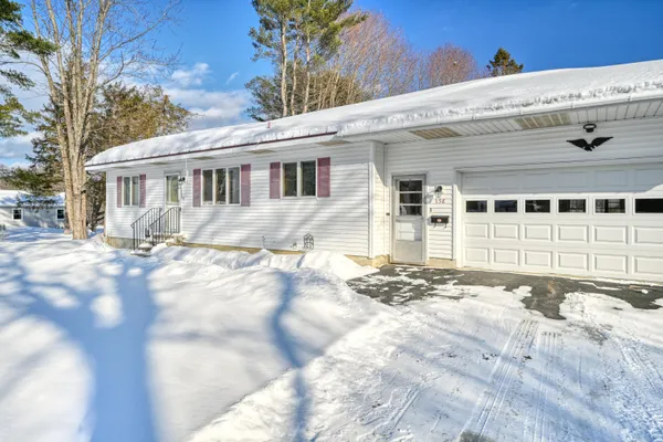 $355,000 | 158 Pleasant Street, Clinton, ME 04927