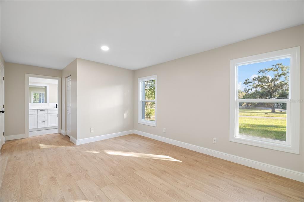 20045 Southwest 88th Place Road Dunnellon, FL 34431 - Photo 22 of 53 a view of livingroom with window