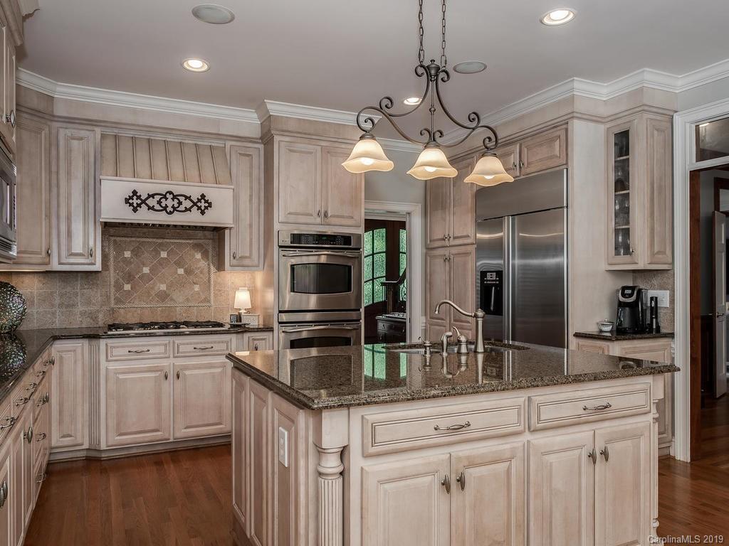 1628 Windy Ridge Road Charlotte, NC 28270 - Photo 6 of 39