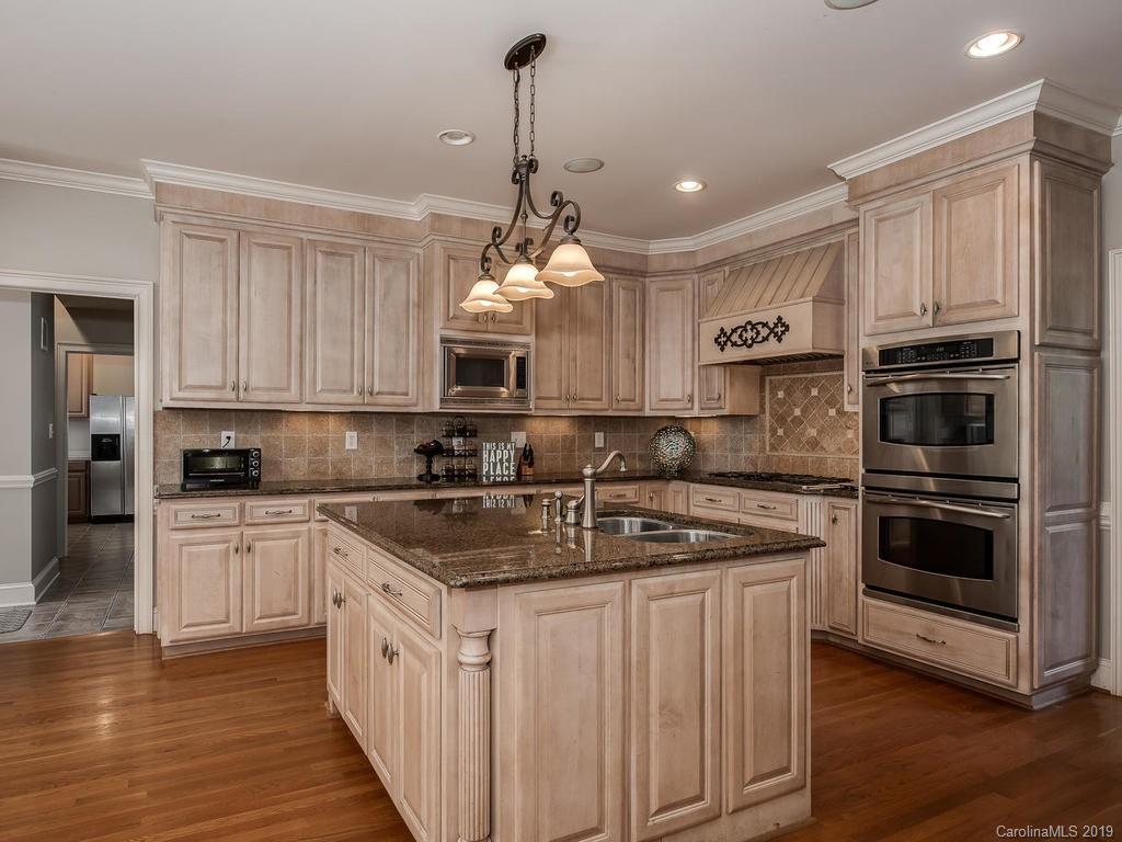 1628 Windy Ridge Road Charlotte, NC 28270 - Photo 7 of 39