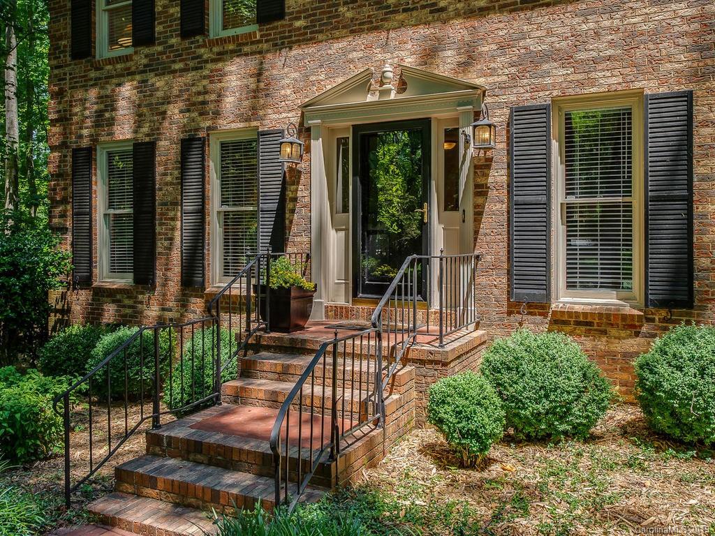 2405 Cross Country Road Charlotte, NC 28270 - Photo 2 of 33 Gallery Image 2