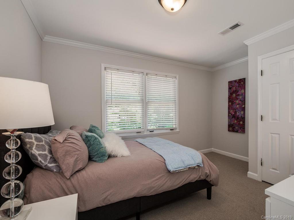 2405 Cross Country Road Charlotte, NC 28270 - Photo 21 of 33 Gallery Image 21