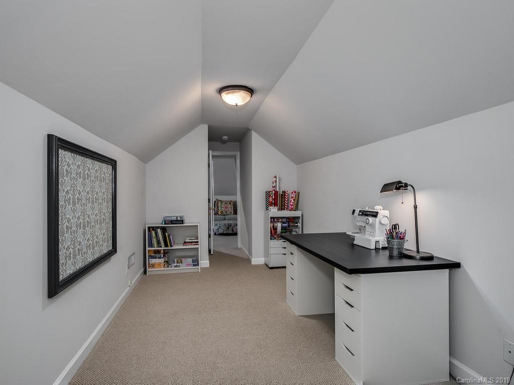 2405 Cross Country Road Charlotte, NC 28270 - Photo 25 of 33 Gallery Image 25