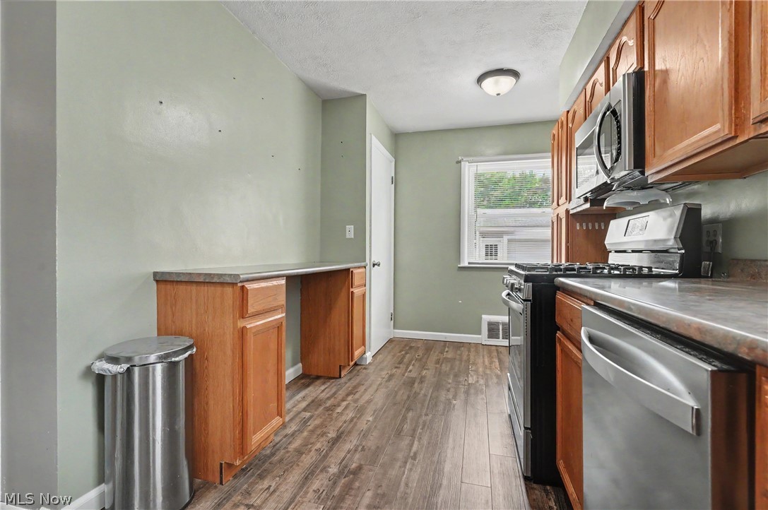 2491 Graham Road Stow, OH 44224 - Photo 9 of 36 Gallery Image 9