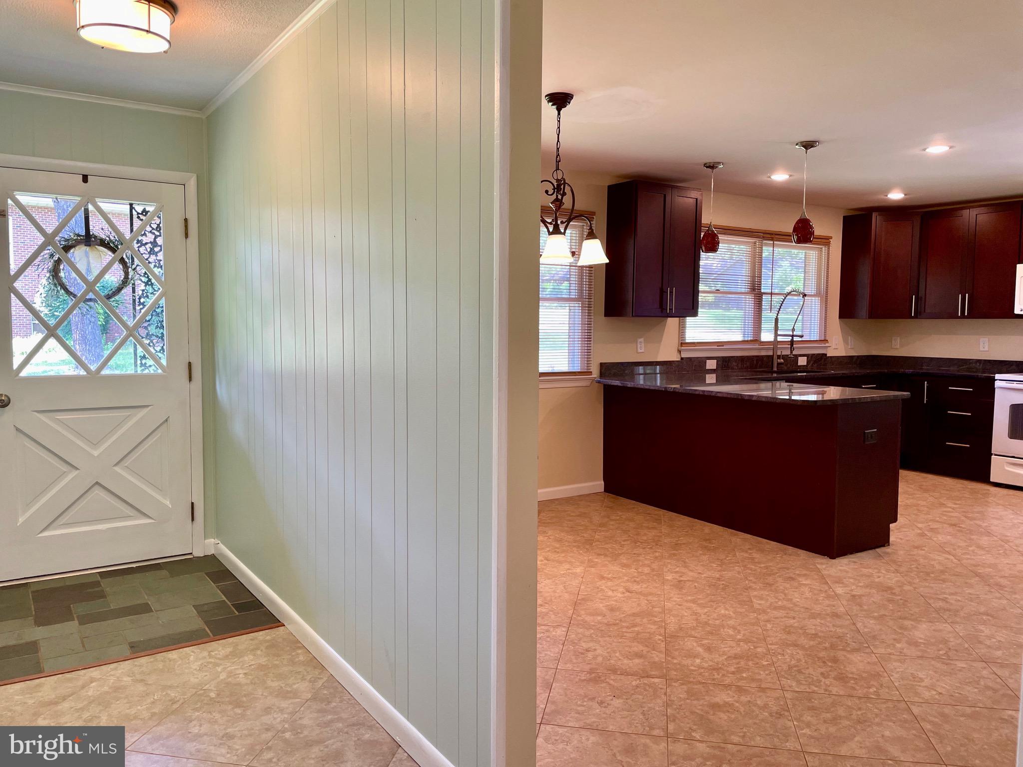 5445 Stone Road Frederick, MD 21703 - Photo 4 of 23