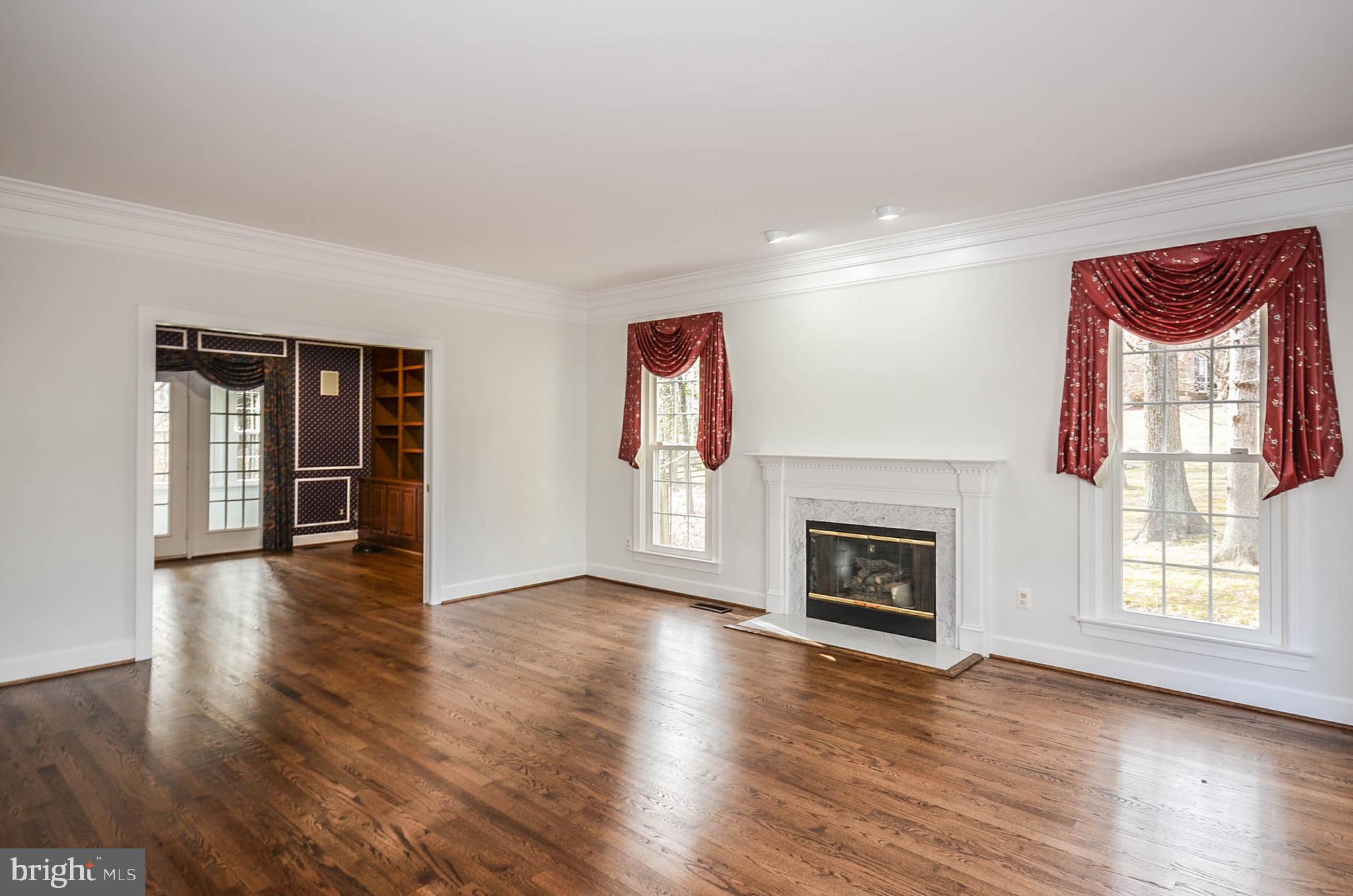 12009 Wetherfield Lane Potomac, MD 20854 - Photo 14 of 86 Lots of light!