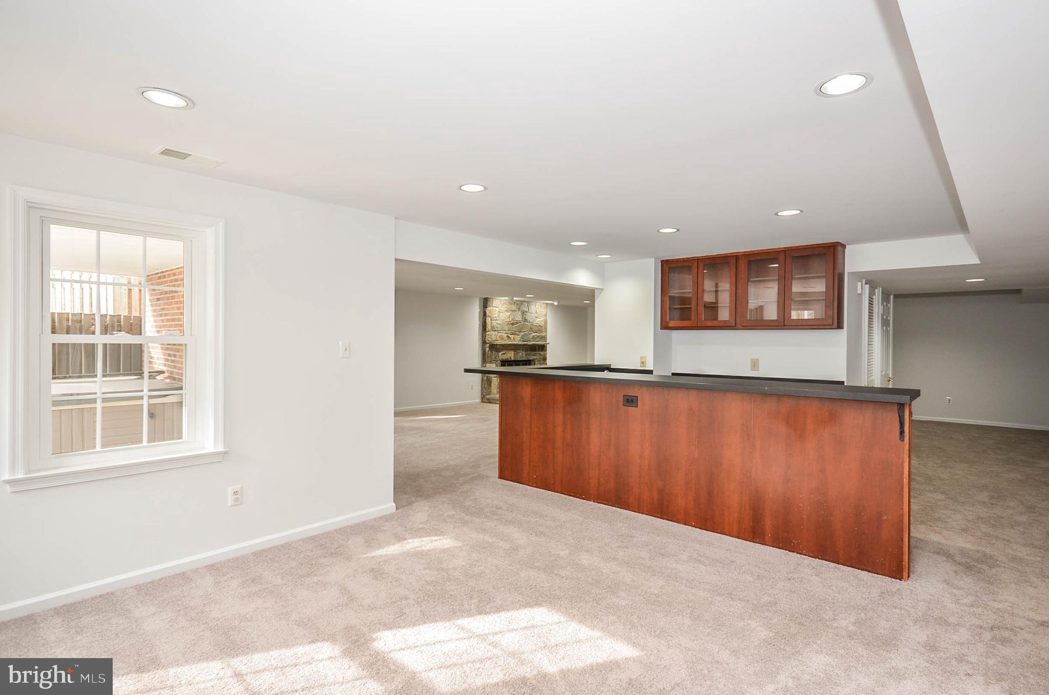 12009 Wetherfield Lane Potomac, MD 20854 - Photo 31 of 86 Master bedroom