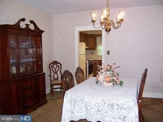 722 Kenmore Road Philadelphia, PA 19151 - Photo 4 of 6 Gallery Image 4