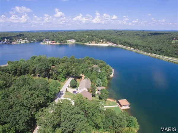 $409,900 | 9965 Shiloh Drive, Hillsboro, MO 63050