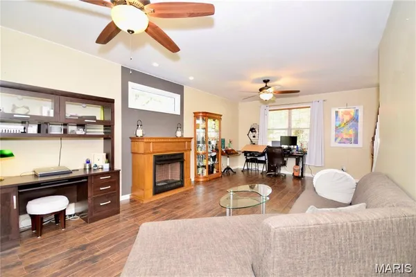 $409,900 | 9965 Shiloh Drive, Hillsboro, MO 63050