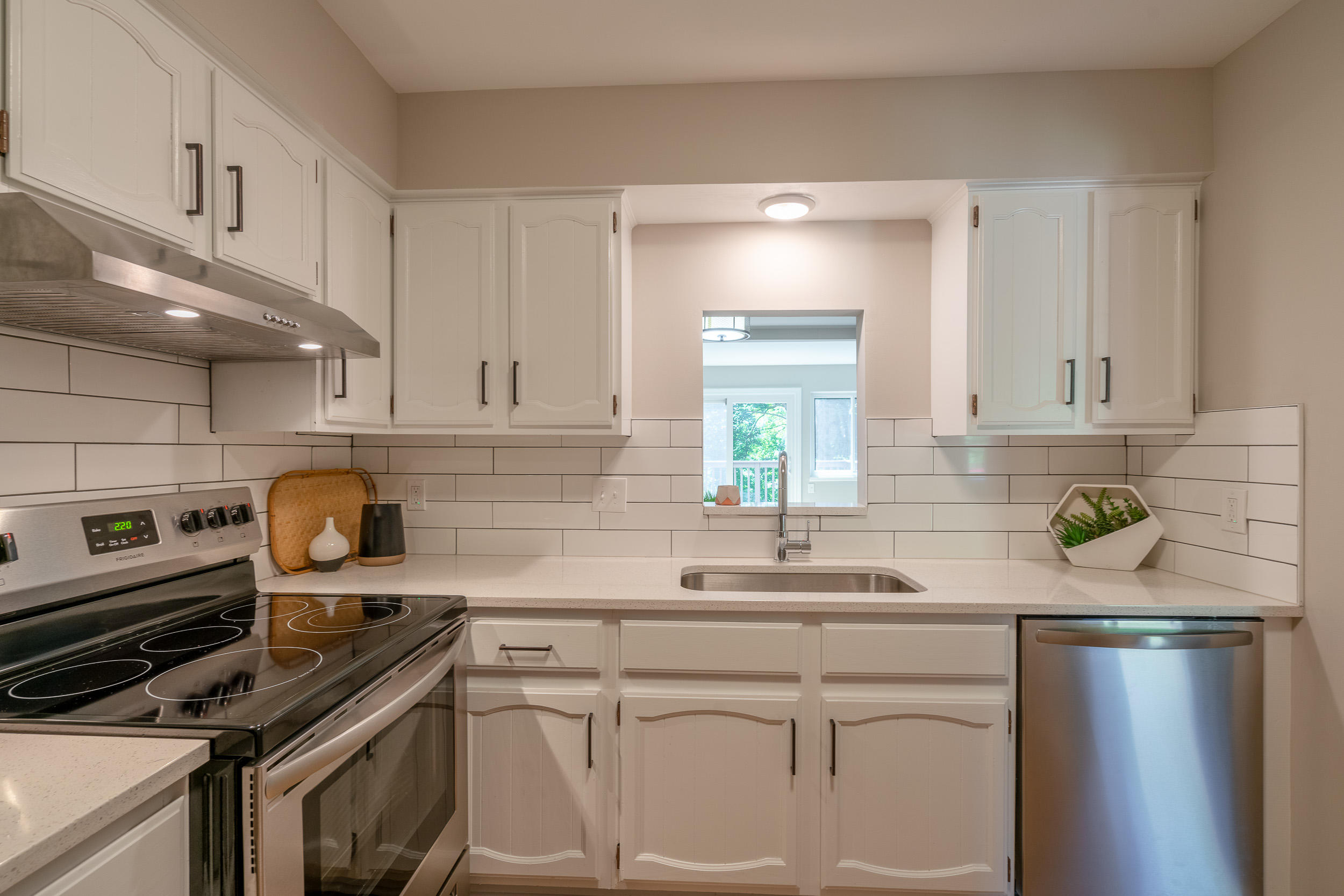 226 West State Road Hastings, MI 49058 - Photo 7 of 20 State-10