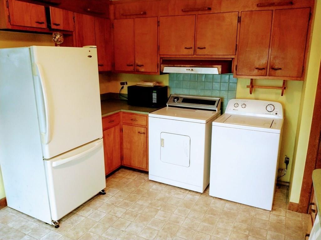6 Youngs Road Gloucester, MA 01930 - Photo 11 of 14 Gallery Image 11