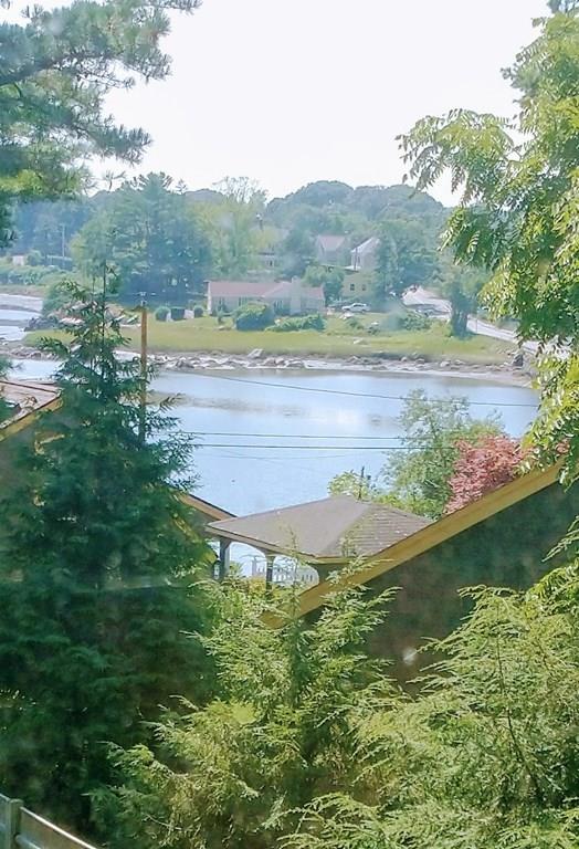 6 Youngs Road Gloucester, MA 01930 - Photo 3 of 14 Gallery Image 3