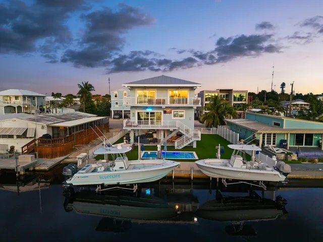 $2,500,000 | 254 Lower Matecumbe Road, Key Largo, FL 33037