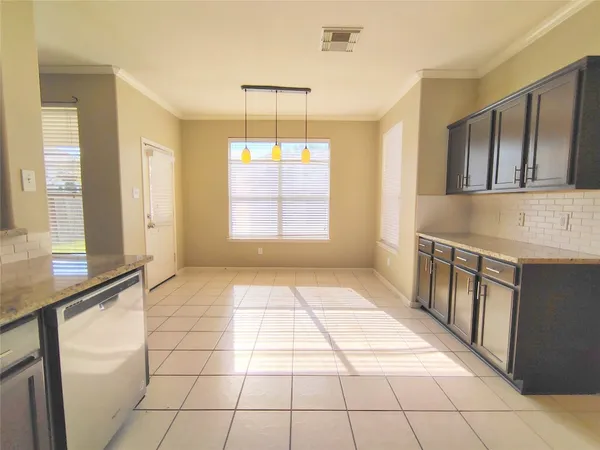 $2,300 | 6334 Richland Hills Drive, Katy, TX 77494