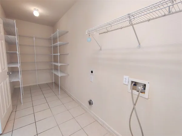 $2,300 | 6334 Richland Hills Drive, Katy, TX 77494